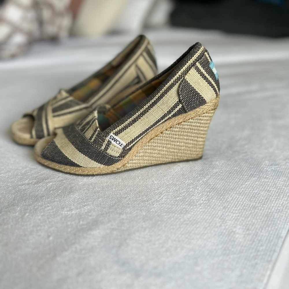 Toms Peep-toe Espadrille Wedge Sandals Sz 6